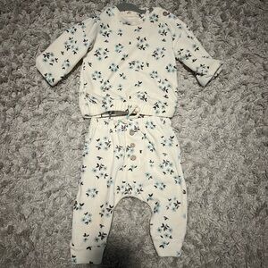 Jessica Simpson Cream and Blue Floral Kids Matching Set